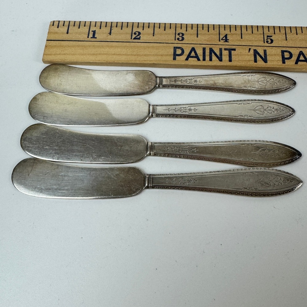 1847 Rogers Bros Argosy Silverplate Butter Spreaders Flat Handle Set of 4 1926